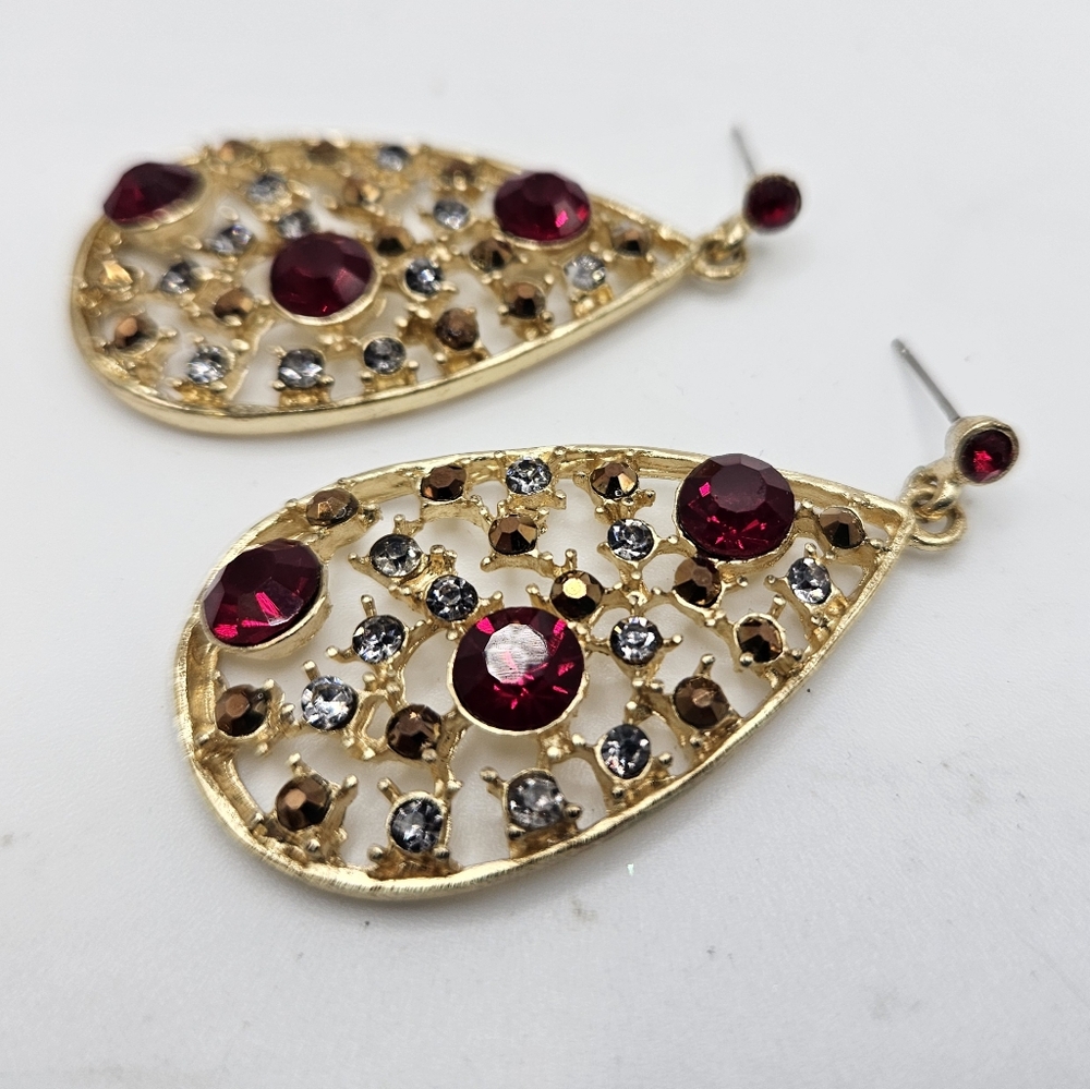 Red Rhinestone Post Earrings with Gold Teardrop